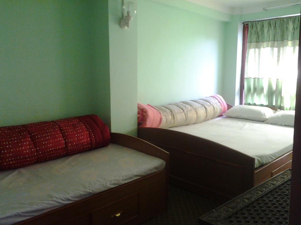 Ajima Guest House Bhatgoan 部屋 写真